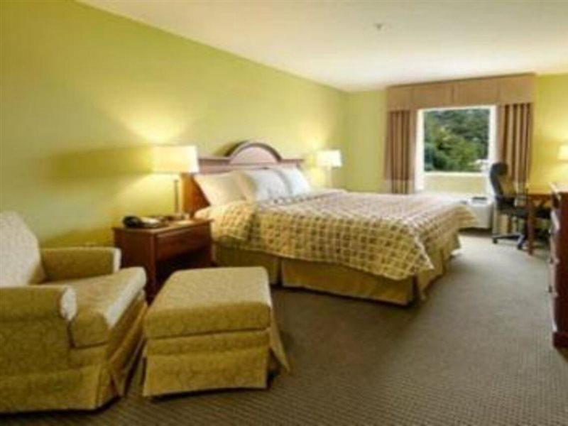 Days Inn & Suites By Wyndham Swainsboro Eksteriør bilde