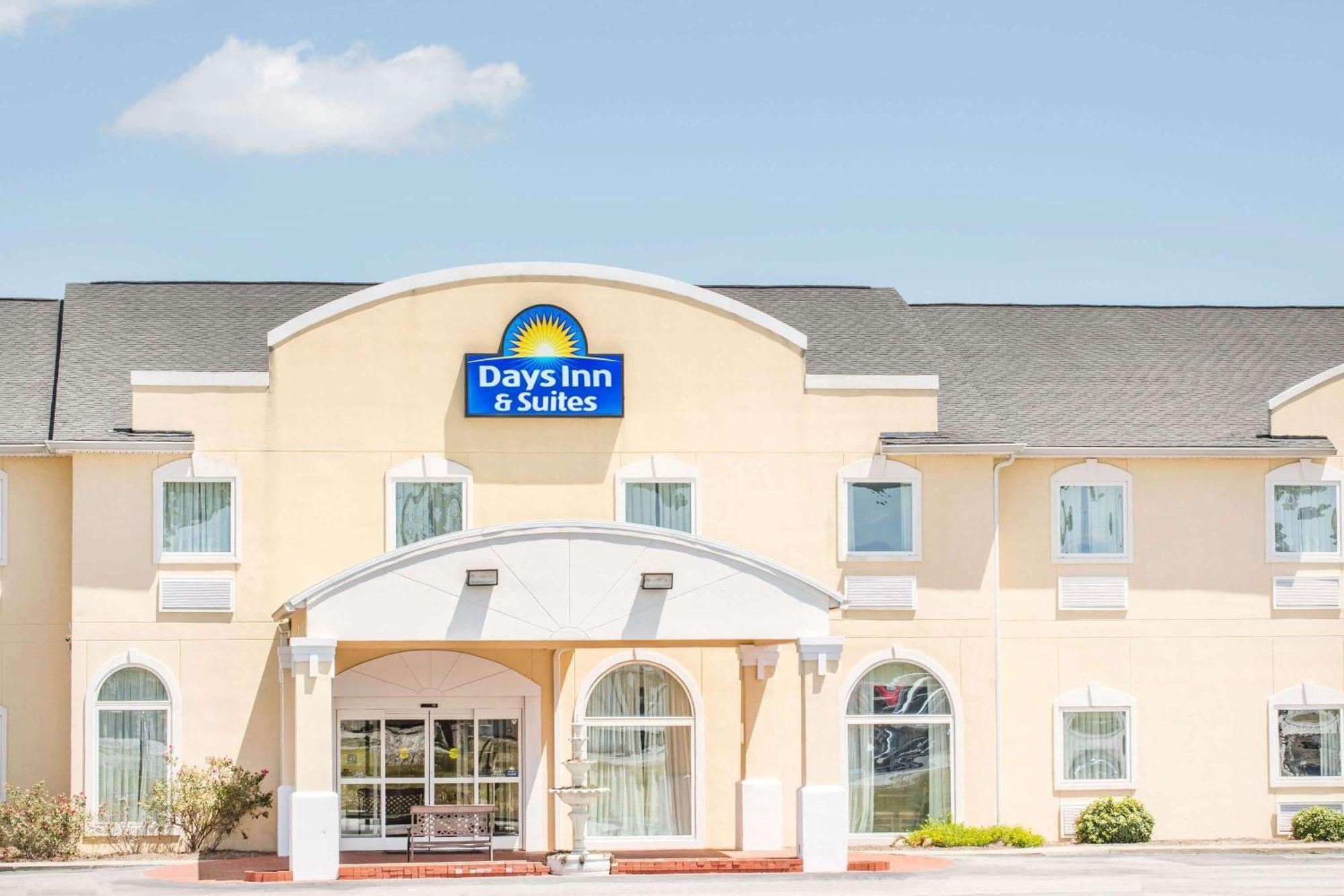 Days Inn & Suites By Wyndham Swainsboro Eksteriør bilde